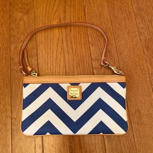 Dooney & Bourke wristlet